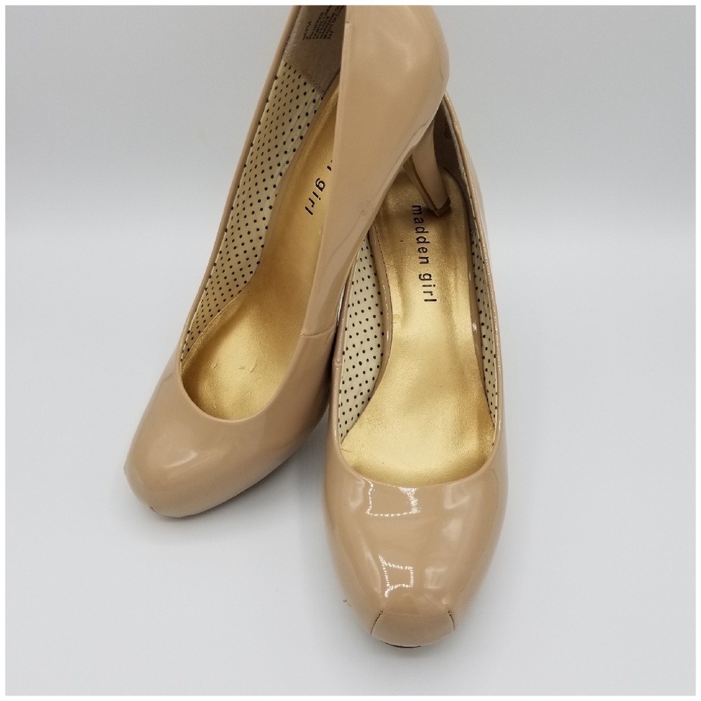 Steve Madden taupe heels